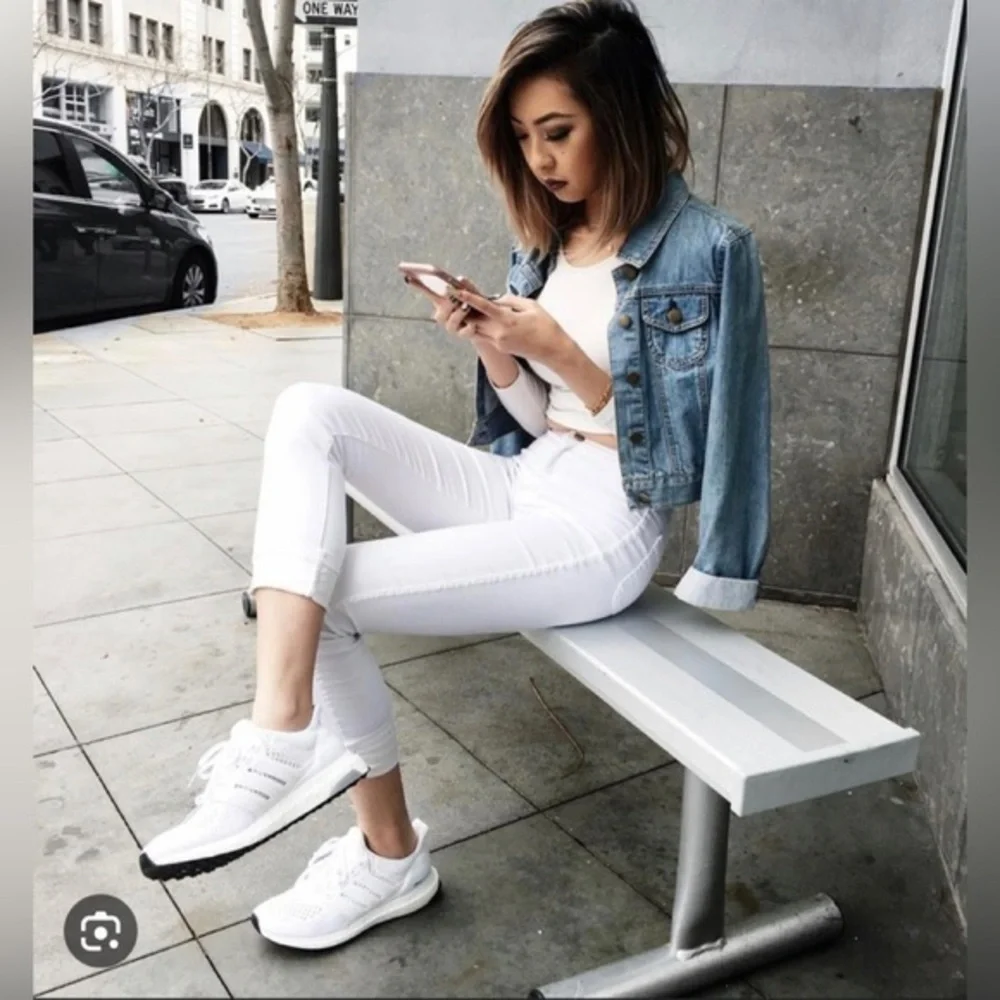 Adidas Ultraboost Tennis Shoe White​​​​